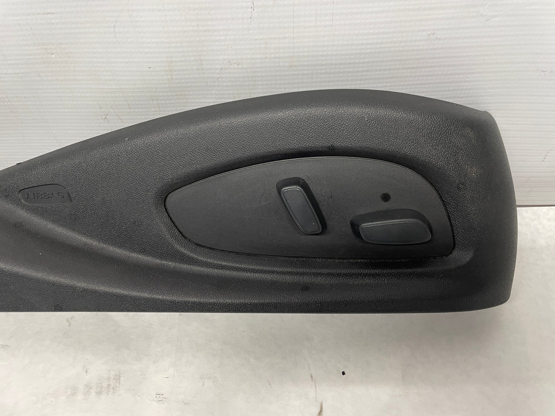 2019 Chevy Camaro SS RH Passenger Front Seat Adjustment Control Switch Outer Cover OEM - Day's Parts Yard