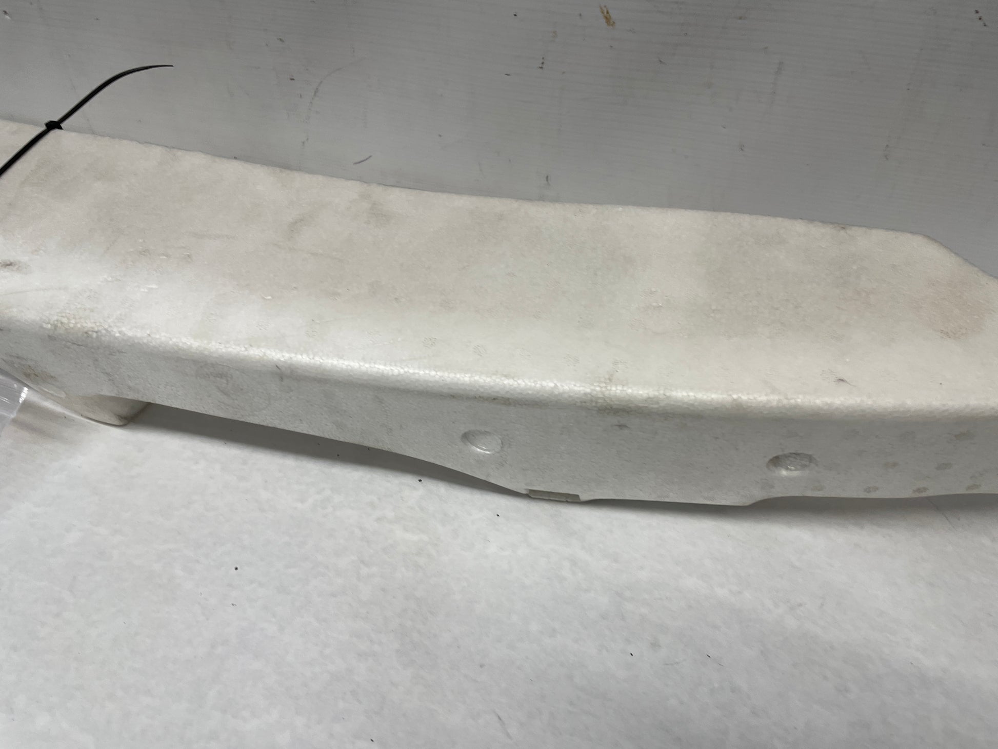 2006 Pontiac GTO Front Bumper Impact Energy Absorber Bar Foam OEM - Day's Parts Yard