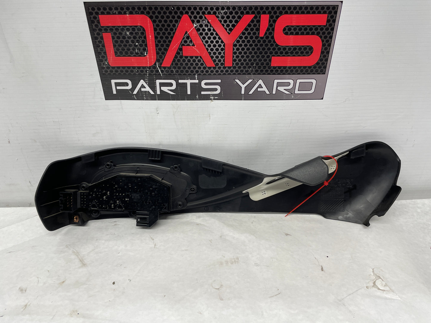 2019 Chevy Camaro SS RH Passenger Front Seat Adjustment Control Switch Outer Cover OEM - Day's Parts Yard