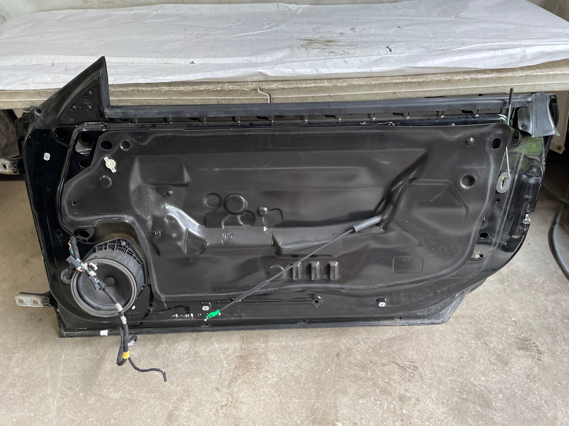 2013 Chevy Camaro SS RH Passenger Exterior Door OEM - Day's Parts Yard
