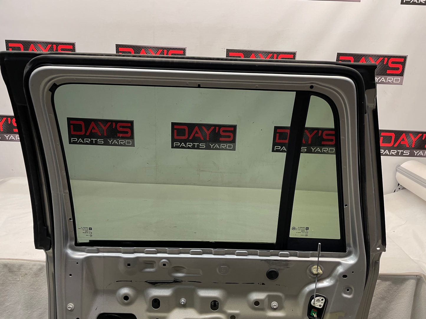 2018 Cadillac Escalade RH Passenger Rear Exterior Door Silver OEM