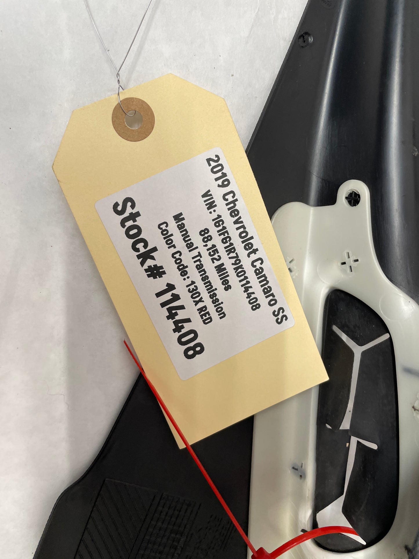 2019 Chevy Camaro SS RH Passenger Front Seat Adjustment Control Switch Outer Cover OEM - Day's Parts Yard