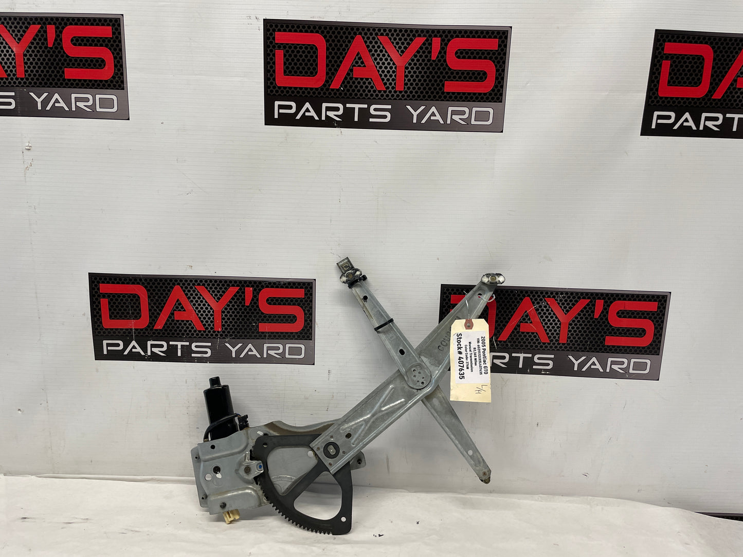 2005 Pontiac GTO LH Driver Window Motor Regulator OEM