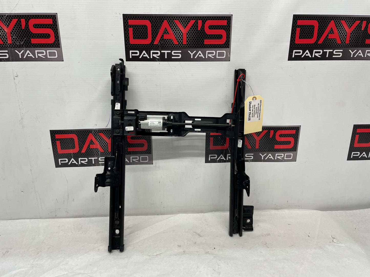 2019 Chevy Camaro SS RH Passenger Front Seat Frame Rail OEM - Day's Parts Yard