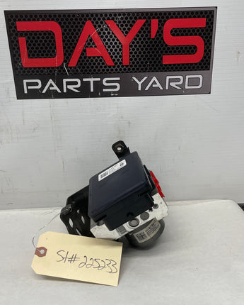 2018 Cadillac Escalade ABS Anti Lock Brake Pump Module OEM