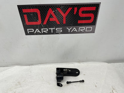 2017 Chevy SS Sedan RH Passenger Rear Ride Height Suspension Sensor  OEM