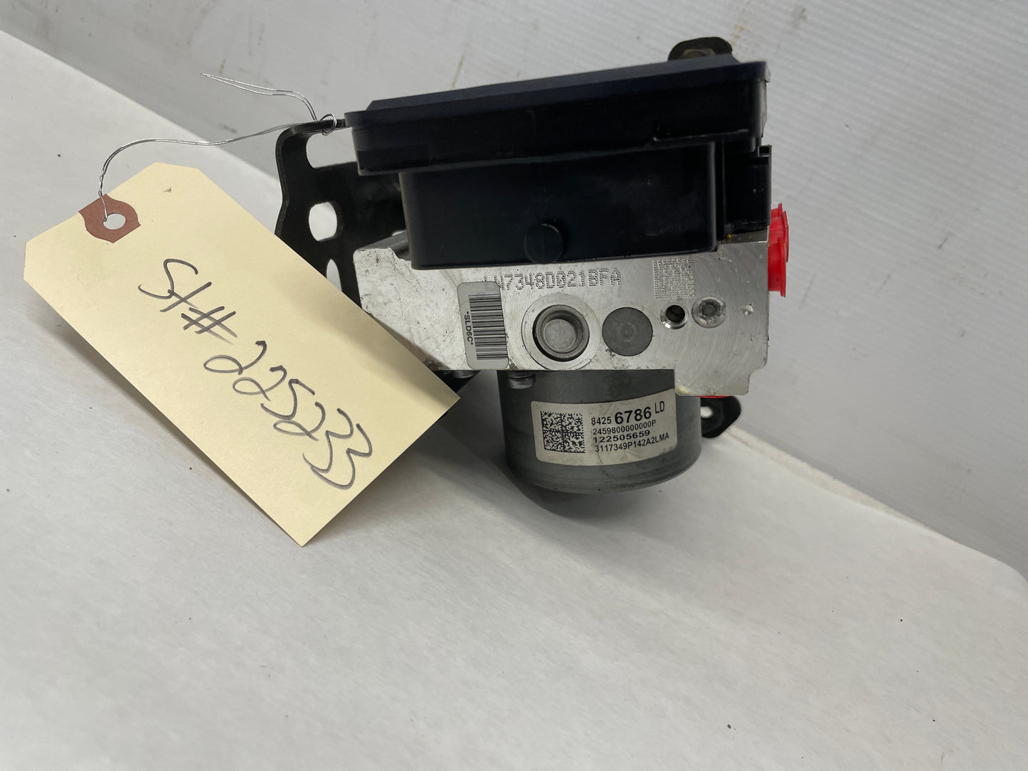 2018 Cadillac Escalade ABS Anti Lock Brake Pump Module OEM