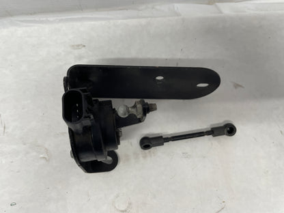 2017 Chevy SS Sedan RH Passenger Rear Ride Height Suspension Sensor  OEM