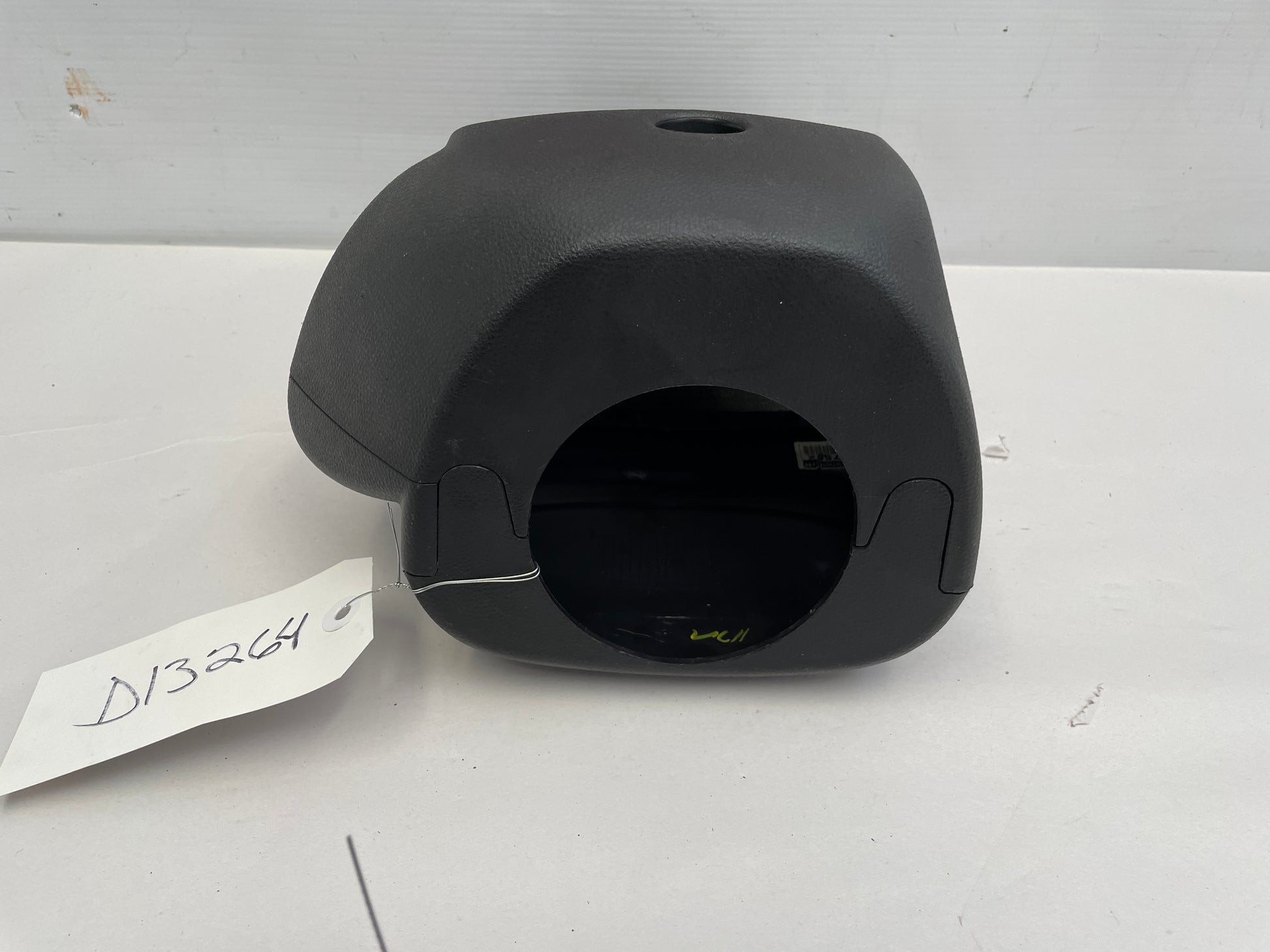 2009 Pontiac G8 GT / SS Sedan Steering Column Cover OEM - Day's Parts Yard