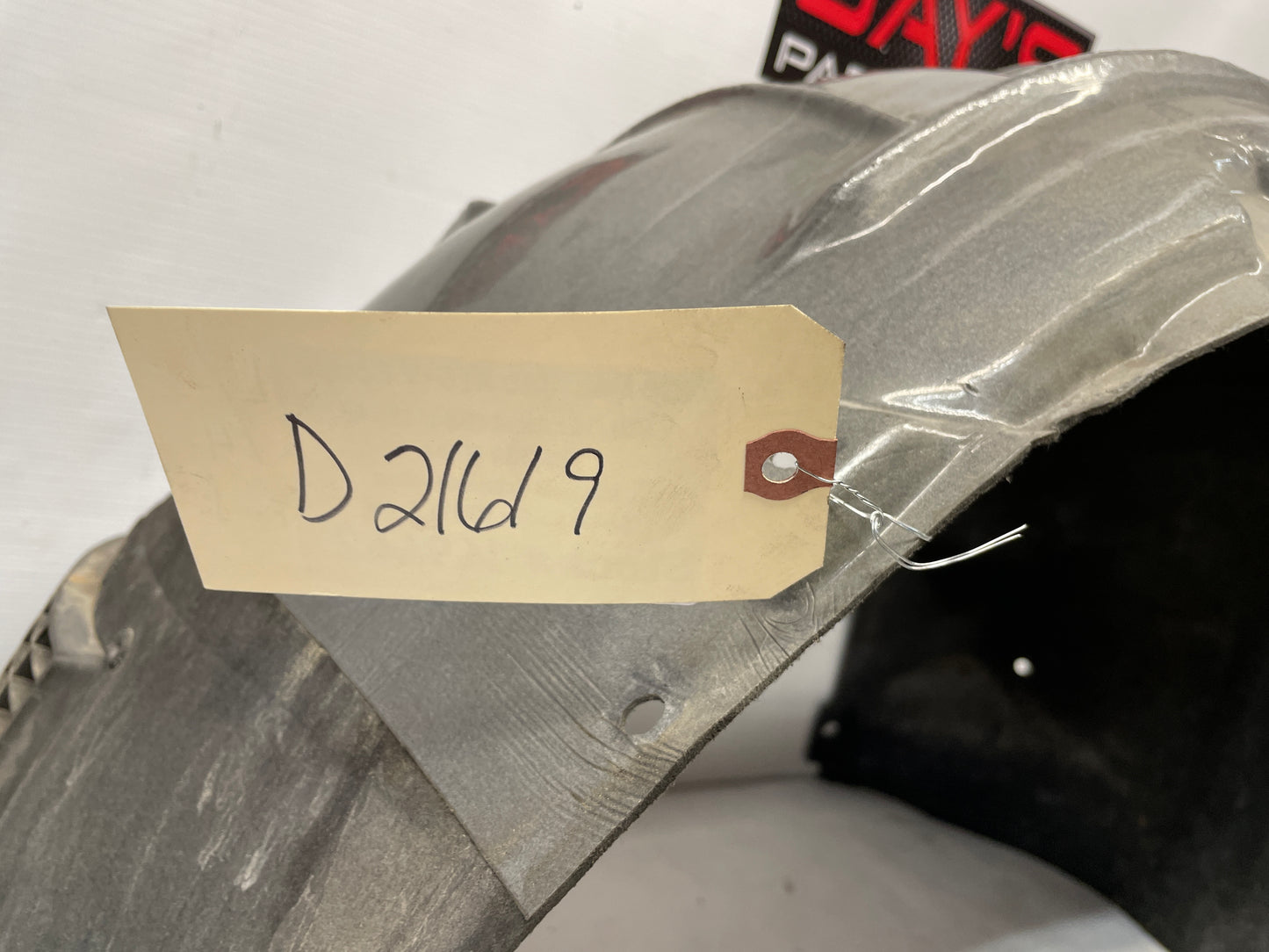 2016 Cadillac ATS-V Coupe LH Driver Front Fender Wheel Well Liner OEM