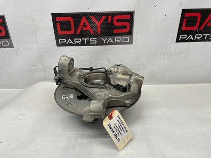 2018 Cadillac Escalade RH Passenger Front Spindle Knuckle Hub OEM