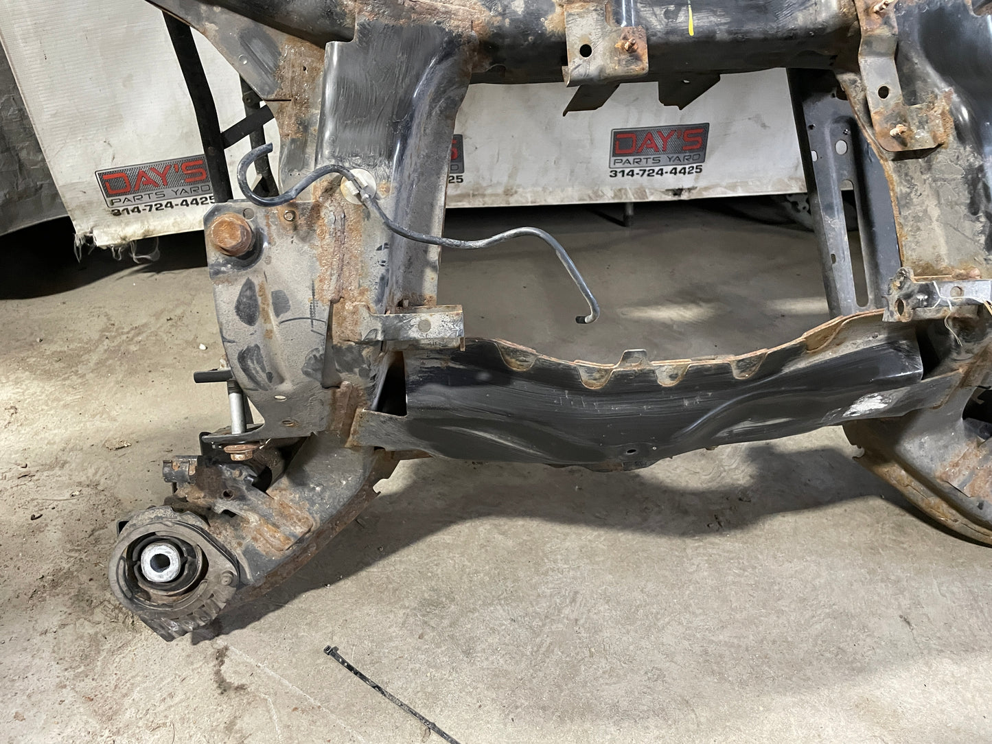2014 Chevy SS Sedan Bare Rear Differential Cradle Subframe K Member OEM - Day's Parts Yard