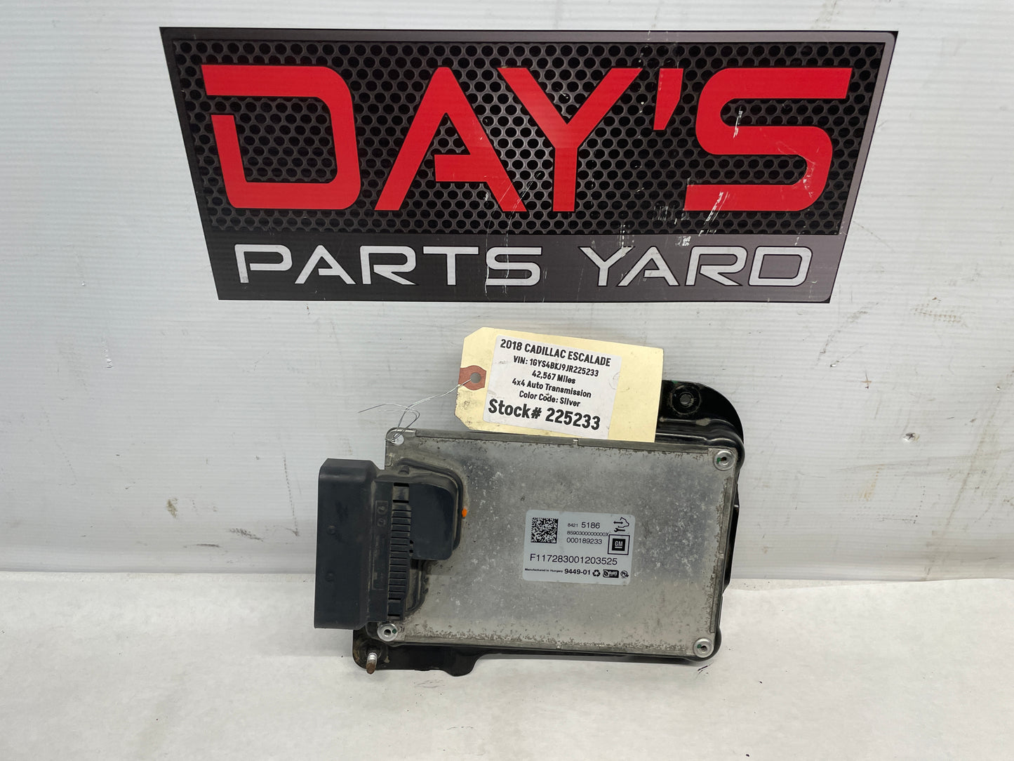2018 Cadillac Escalade Suspension Control Module OEM - Day's Parts Yard