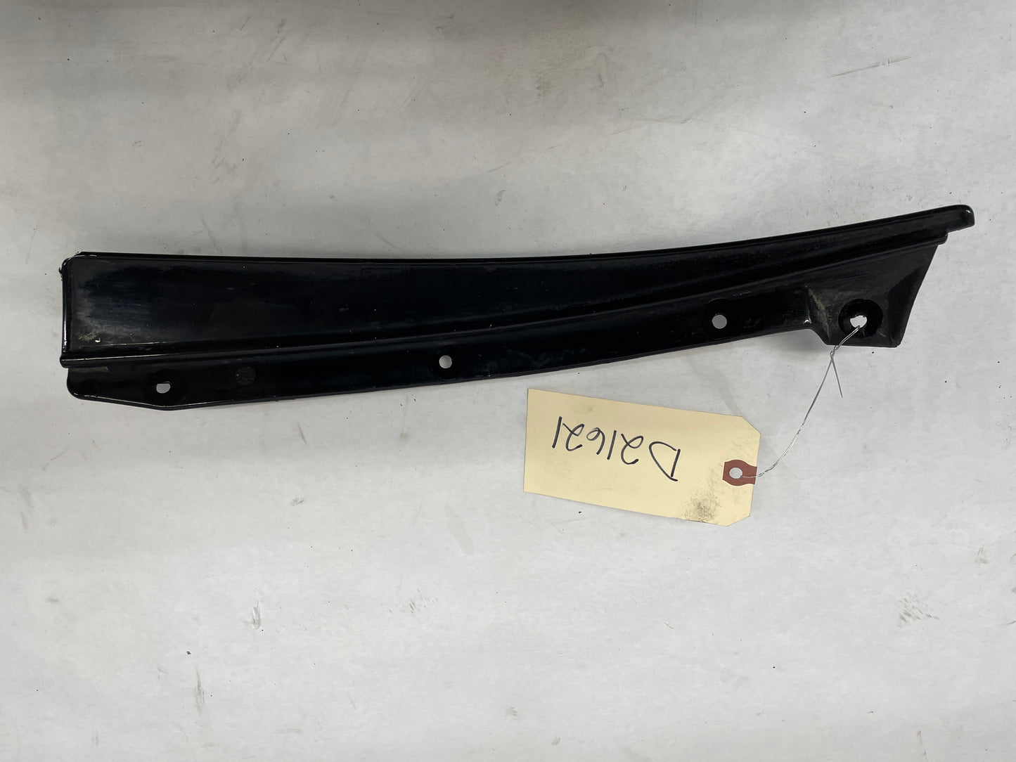 2016 Cadillac ATS-V Coupe Front Bumper Fascia Outer Air Deflector OEM
