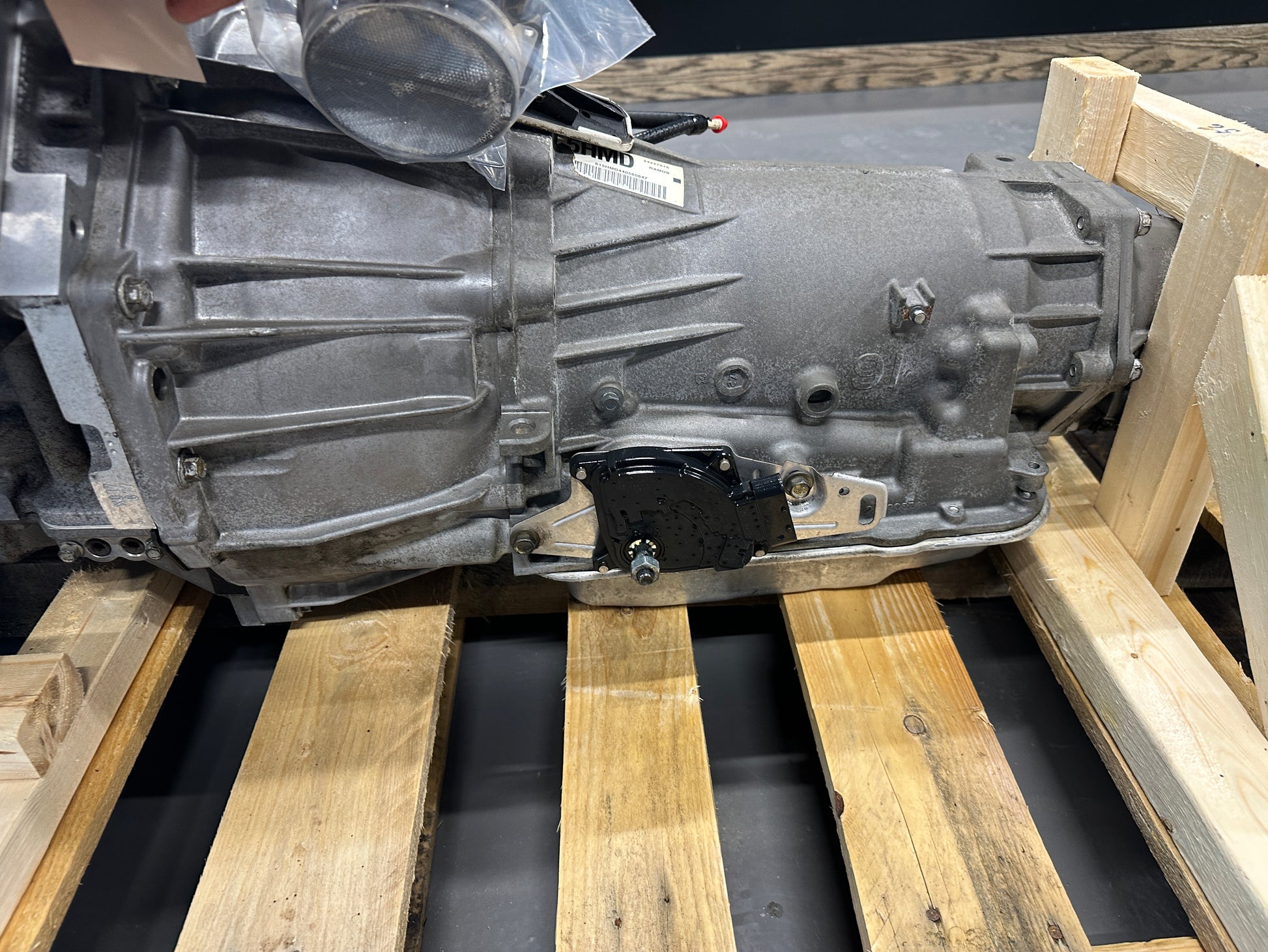 6.0 LS2 Engine 4L65 Automatic Transmission Drivetrain Pullout 400HP - Day's Parts Yard