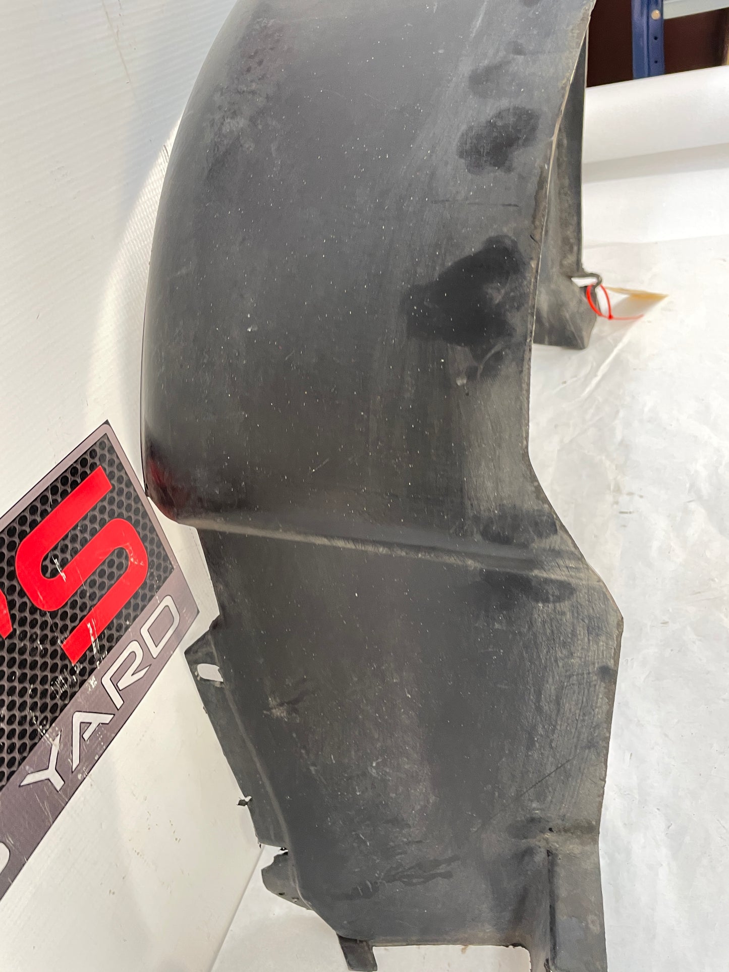 2005 Pontiac GTO RH Passenger Front Fender Wheel House Well Liner OEM