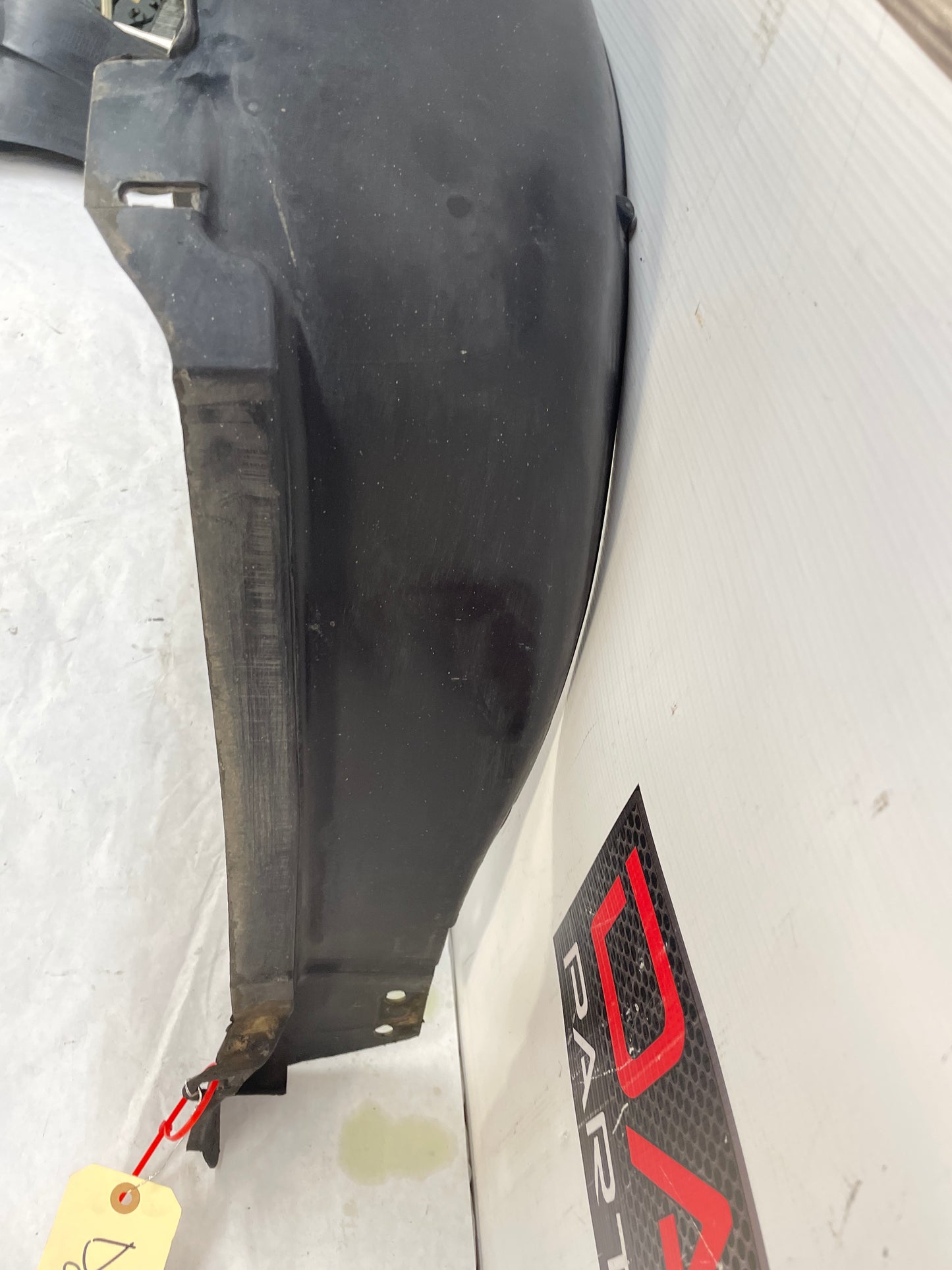 2005 Pontiac GTO RH Passenger Front Fender Wheel House Well Liner OEM