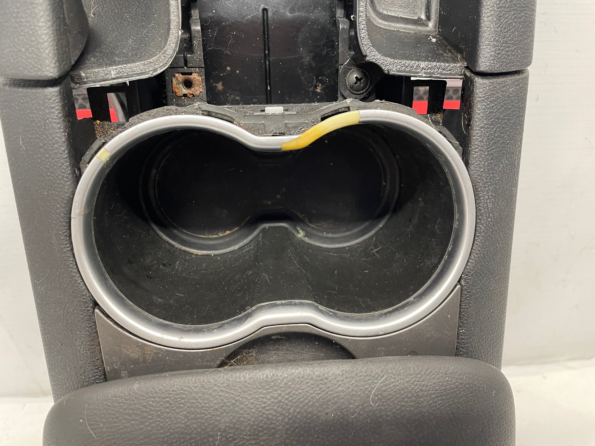 2009 Pontiac G8 Base Center Console Bare OEM - Day's Parts Yard