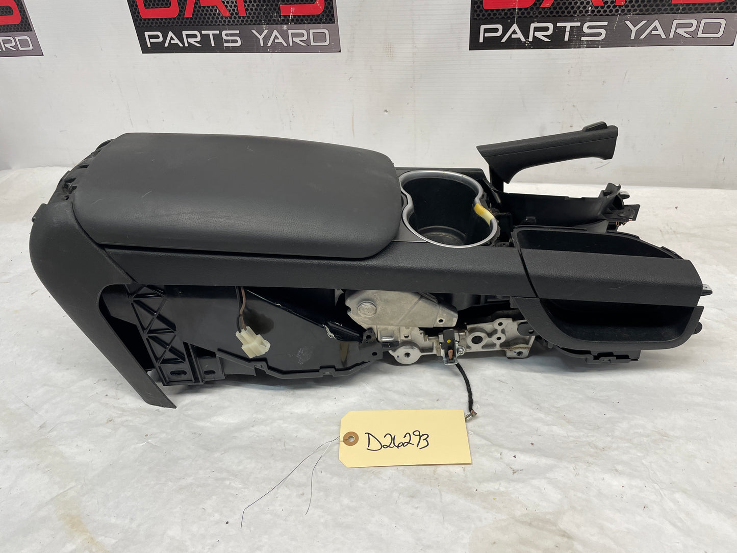 2009 Pontiac G8 Base Center Console Bare OEM - Day's Parts Yard