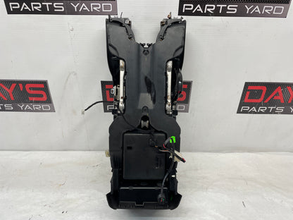 2009 Pontiac G8 Base Center Console Bare OEM - Day's Parts Yard
