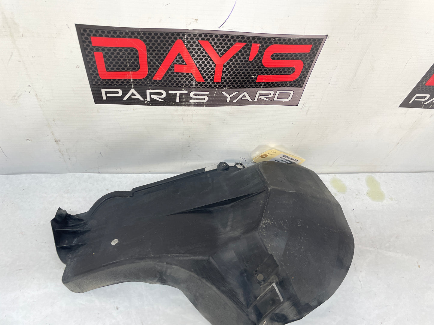 2005 Pontiac GTO LH Driver Rear Quarter Fender Wheel House Well Liner OEM