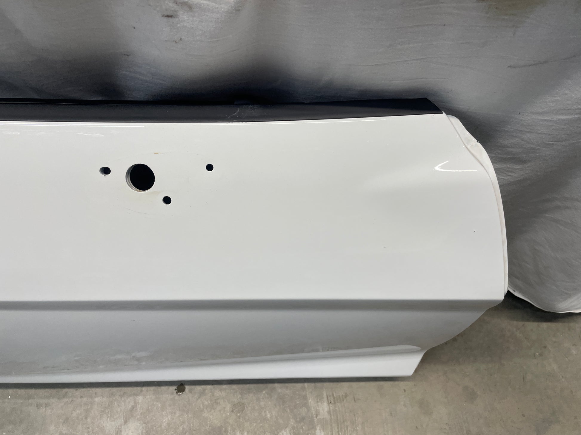 2005 Chevy C6 Corvette RH Passenger Front Exterior Door OEM - Day's Parts Yard