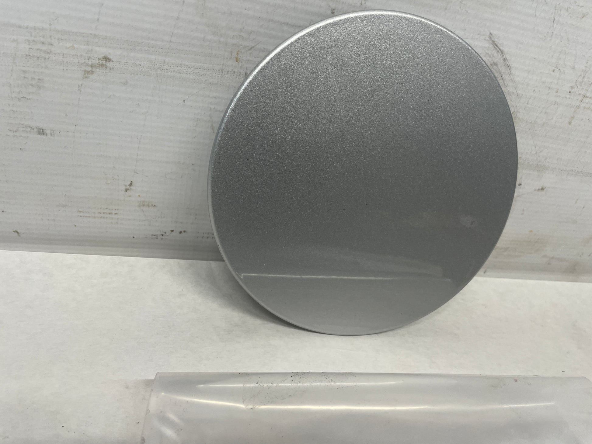 2018 Cadillac Escalade Fuel Gas Lid Door Cover OEM - Day's Parts Yard
