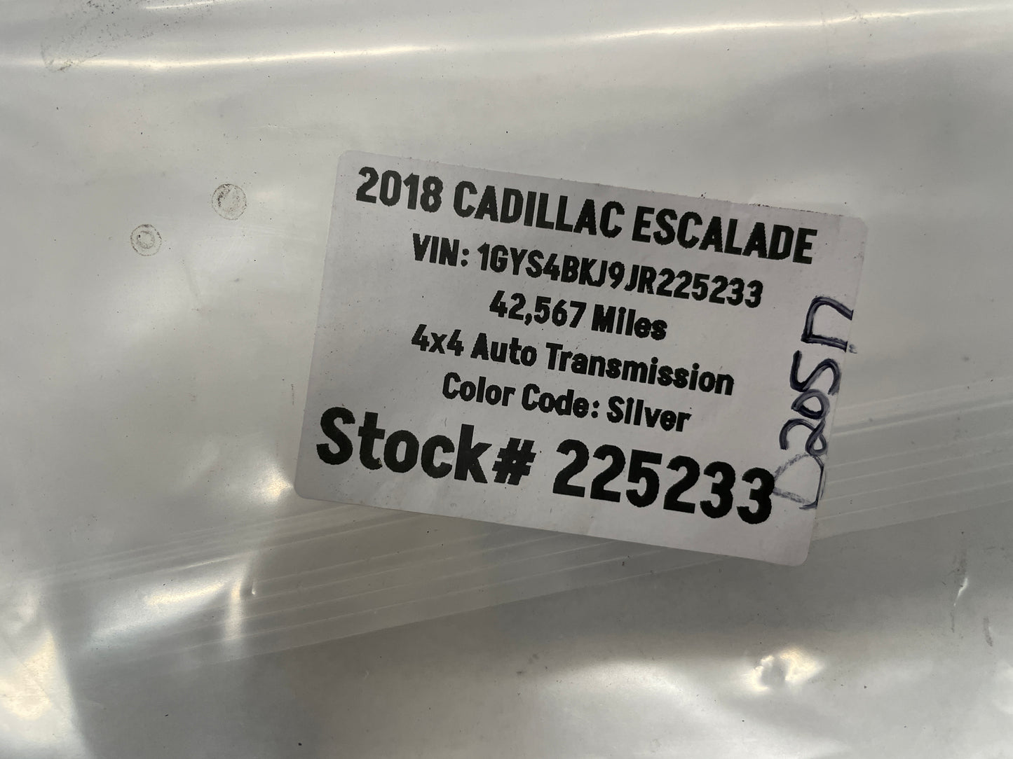2018 Cadillac Escalade Fuel Gas Lid Door Cover OEM - Day's Parts Yard