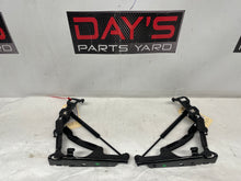 2005 Chevy C6 Corvette Convertible RH & LH Trunk Hinges OEM - Day's Parts Yard