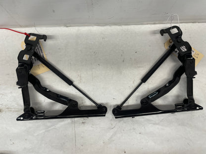 2005 Chevy C6 Corvette Convertible RH & LH Trunk Hinges OEM - Day's Parts Yard