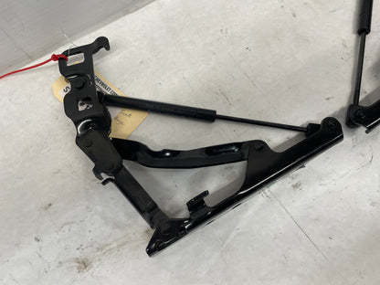 2005 Chevy C6 Corvette Convertible RH & LH Trunk Hinges OEM - Day's Parts Yard