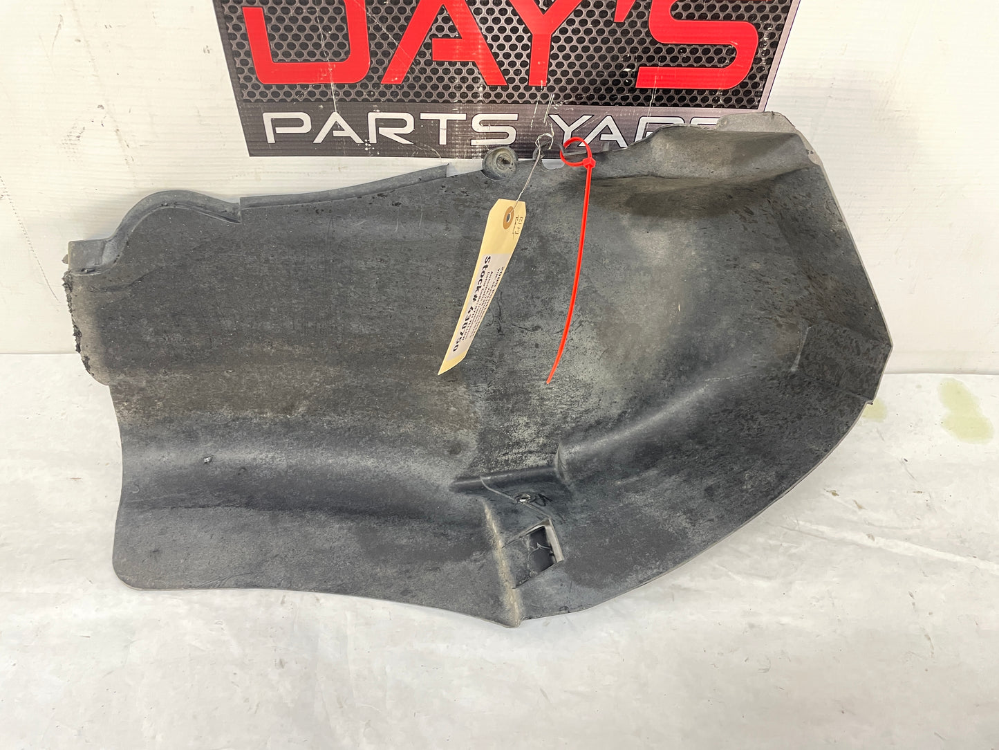 2005 Pontiac GTO RH Passenger Rear Quarter Fender Wheel House Well Liner OEM