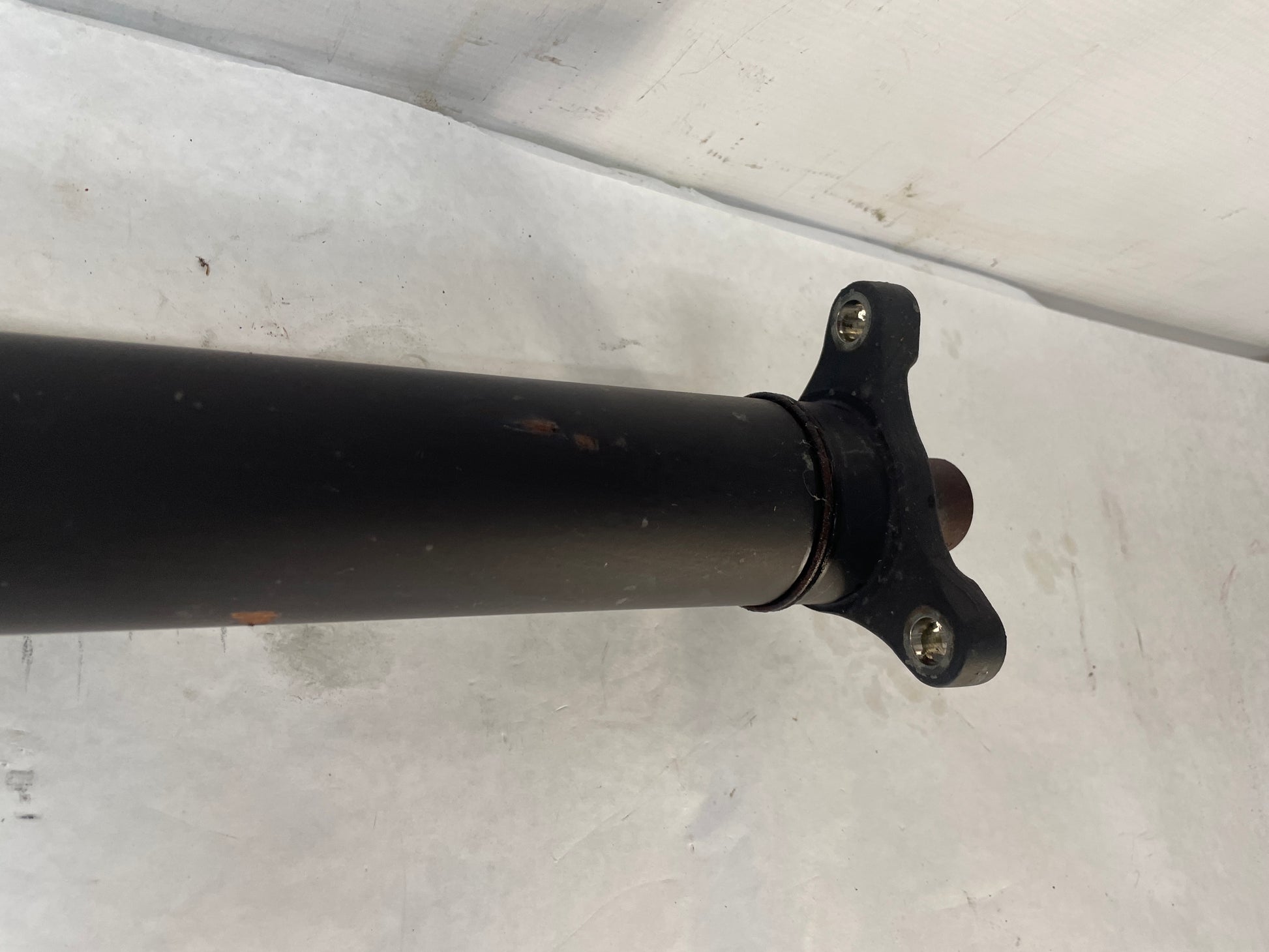 2014 Chevy Camaro SS Driveshaft Drive Propeller Shaft Line OEM - Day's Parts Yard