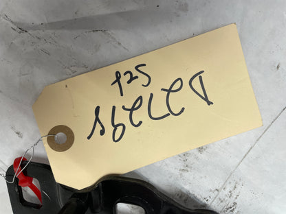 2005 Chevy C6 Corvette Convertible RH & LH Trunk Hinges OEM - Day's Parts Yard