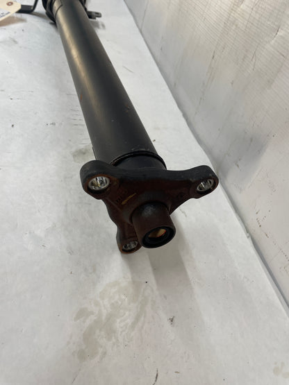 2014 Chevy Camaro SS Driveshaft Drive Propeller Shaft Line OEM - Day's Parts Yard