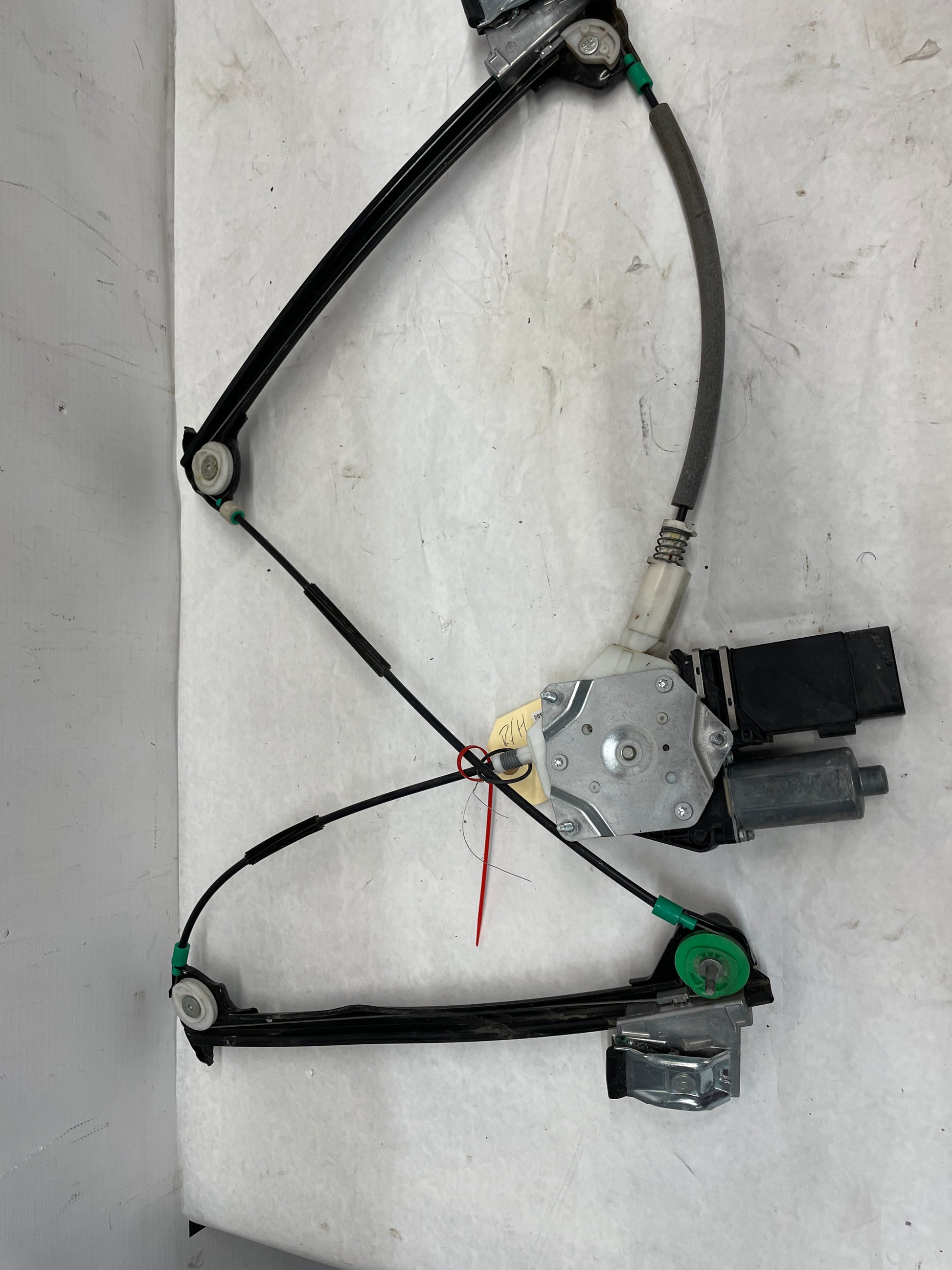 2011 Chevy C6 Corvette Grand Sport RH Passenger Front Window Regulator w/ Motor OEM - Day's Parts Yard