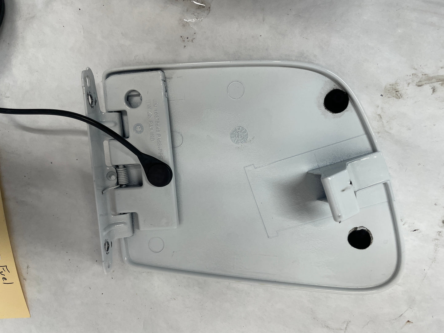 2005 Chevy C6 Corvette Fuel Filler Gas Door and Cap OEM - Day's Parts Yard