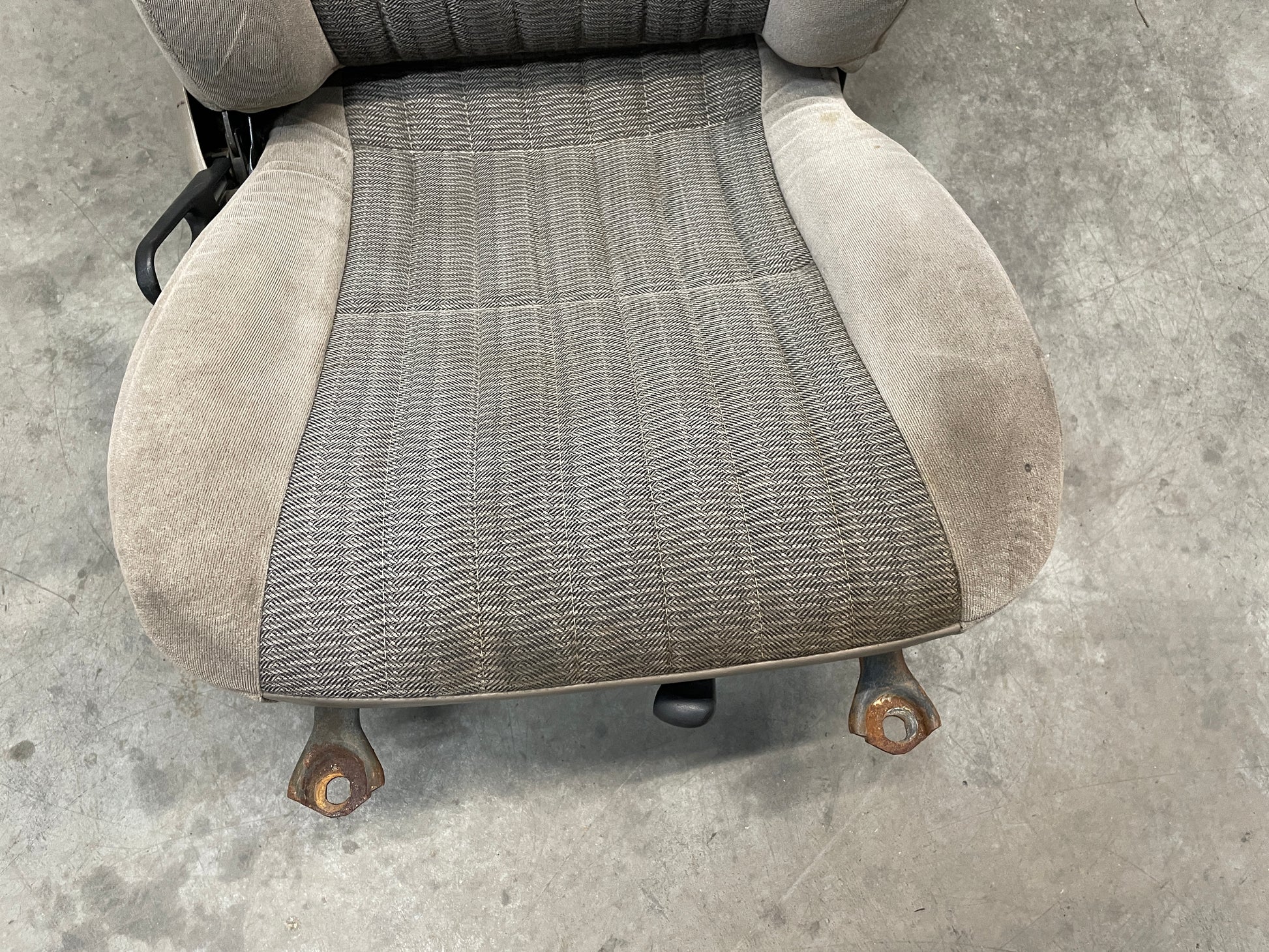 1998 Chevy Camaro Z28 Seats Fronts and Rears Tan Cloth OEM LOCAL PICK UP ONLY - Day's Parts Yard