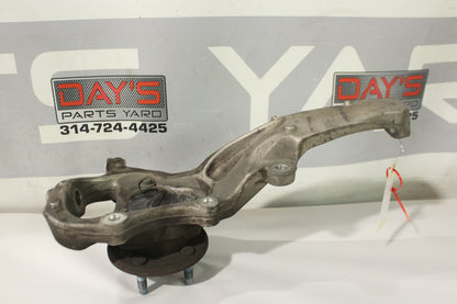 2013 Cadillac CTS-V Sedan RH Passenger Front Spindle Knuckle Hub OEM