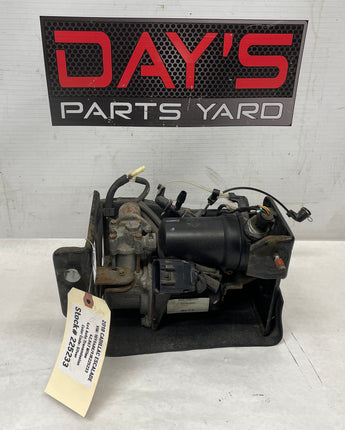 2018 Cadillac Escalade Air Ride Suspension Compressor Pump Assembly OEM