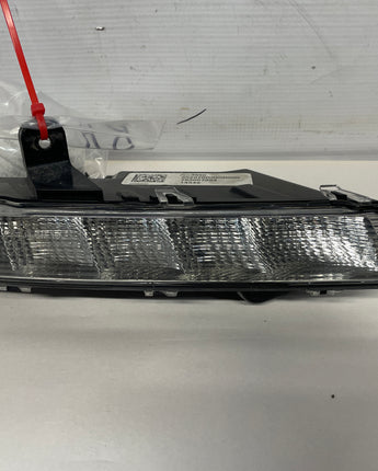 2015 Chevy SS Sedan Front Bumper RH Passenger DRL Daytime Running Light OEM