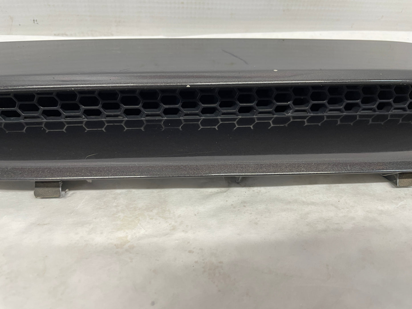 2009 Pontiac G8 Base RH Passenger Hood Vent Scoop OEM - Day's Parts Yard