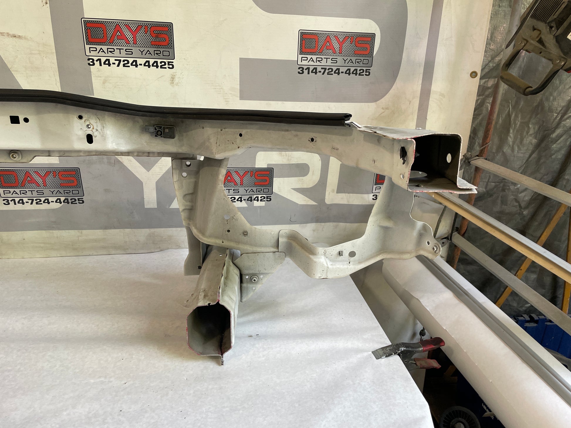 2015 Chevy Camaro SS Radiator Core Support Bracket Brace Structure OEM - Day's Parts Yard