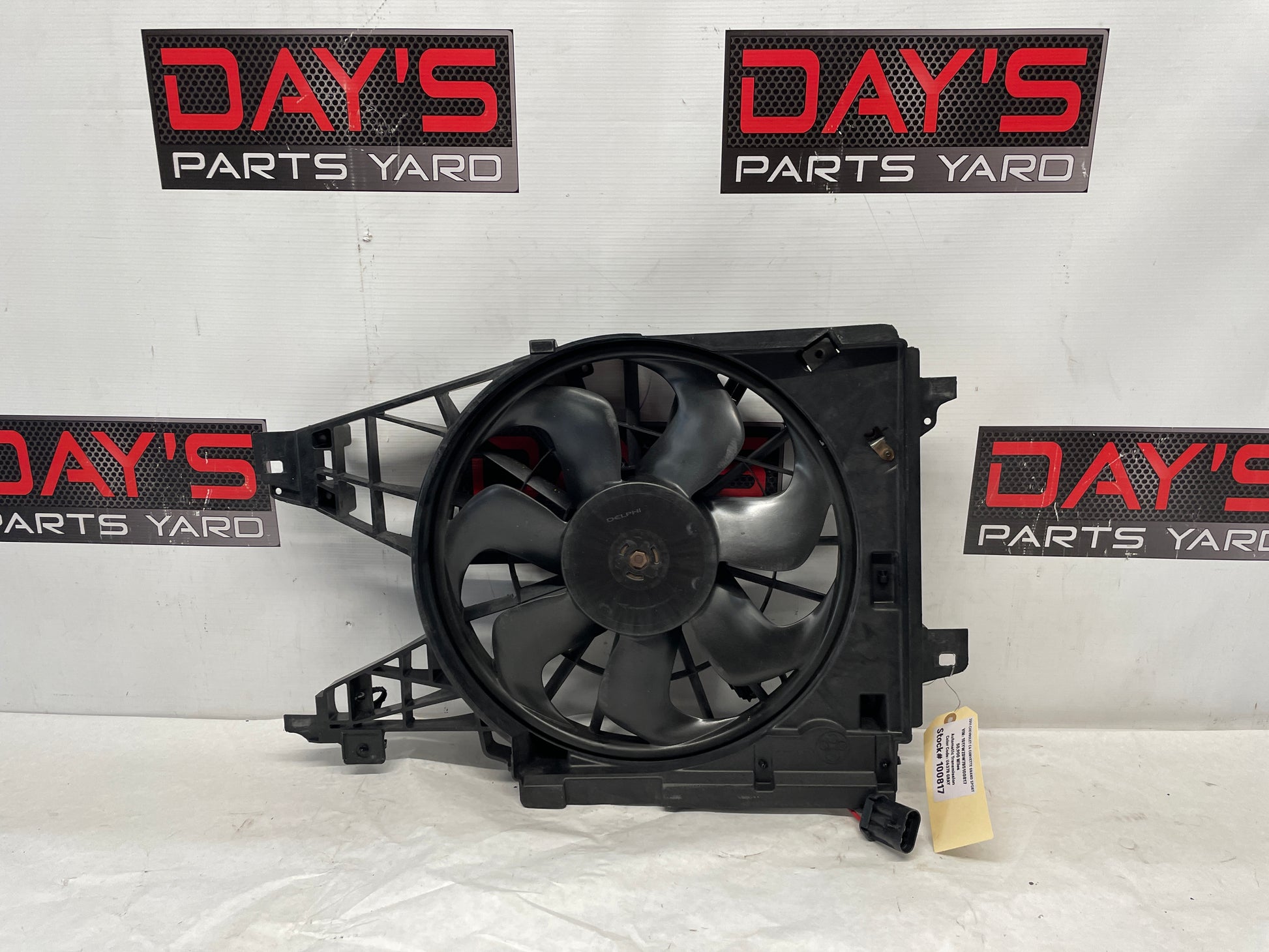 2011 Chevy C6 Corvette  Grand Sport Radiator / Fan Assembly OEM - Day's Parts Yard