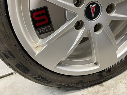 2004 Pontiac GTO Wheels and Tires 17X8 OEM