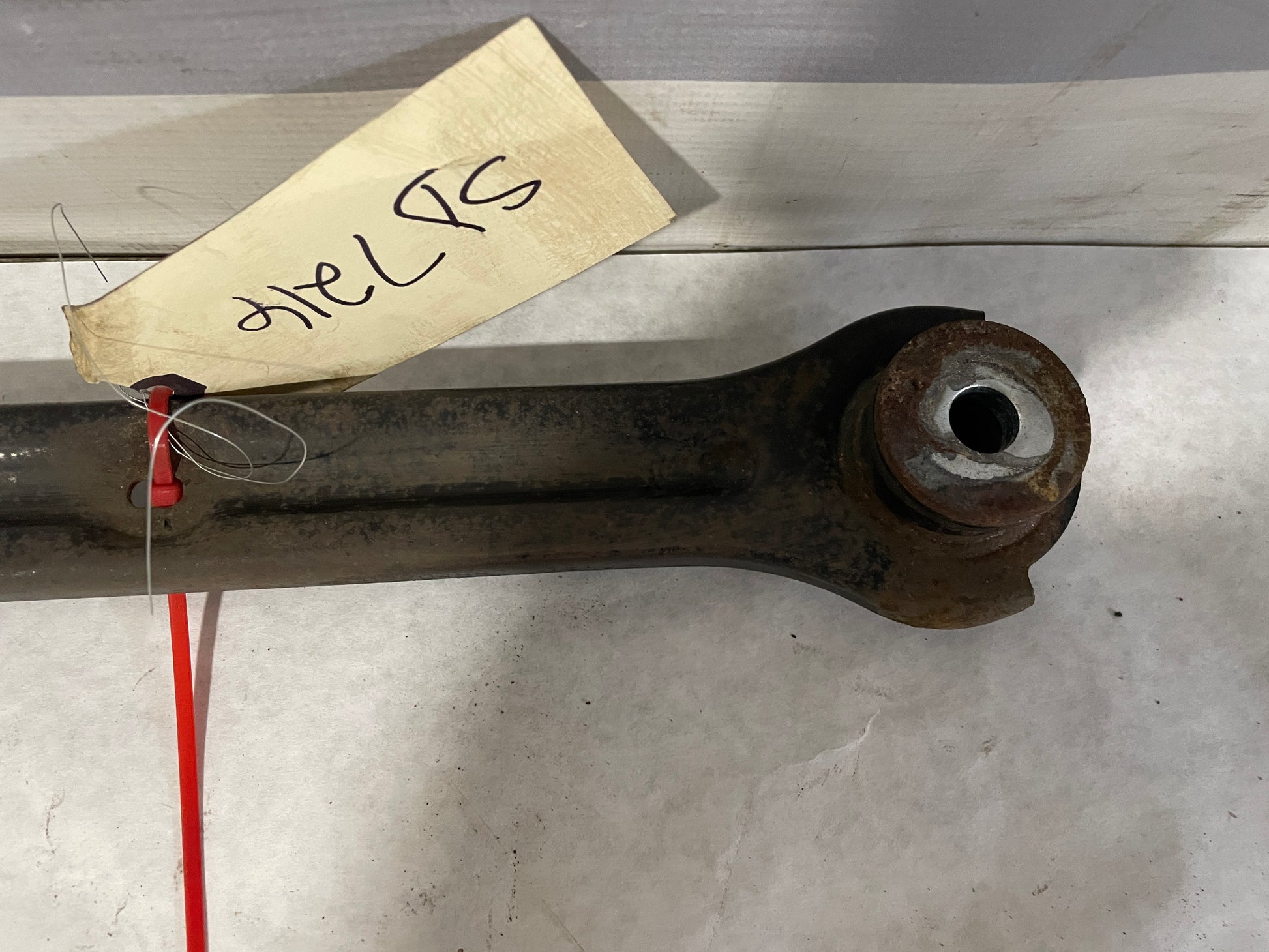 2014 Chevy SS Sedan Rear RH Passenger Trailing Drag Control Arm OEM - Day's Parts Yard