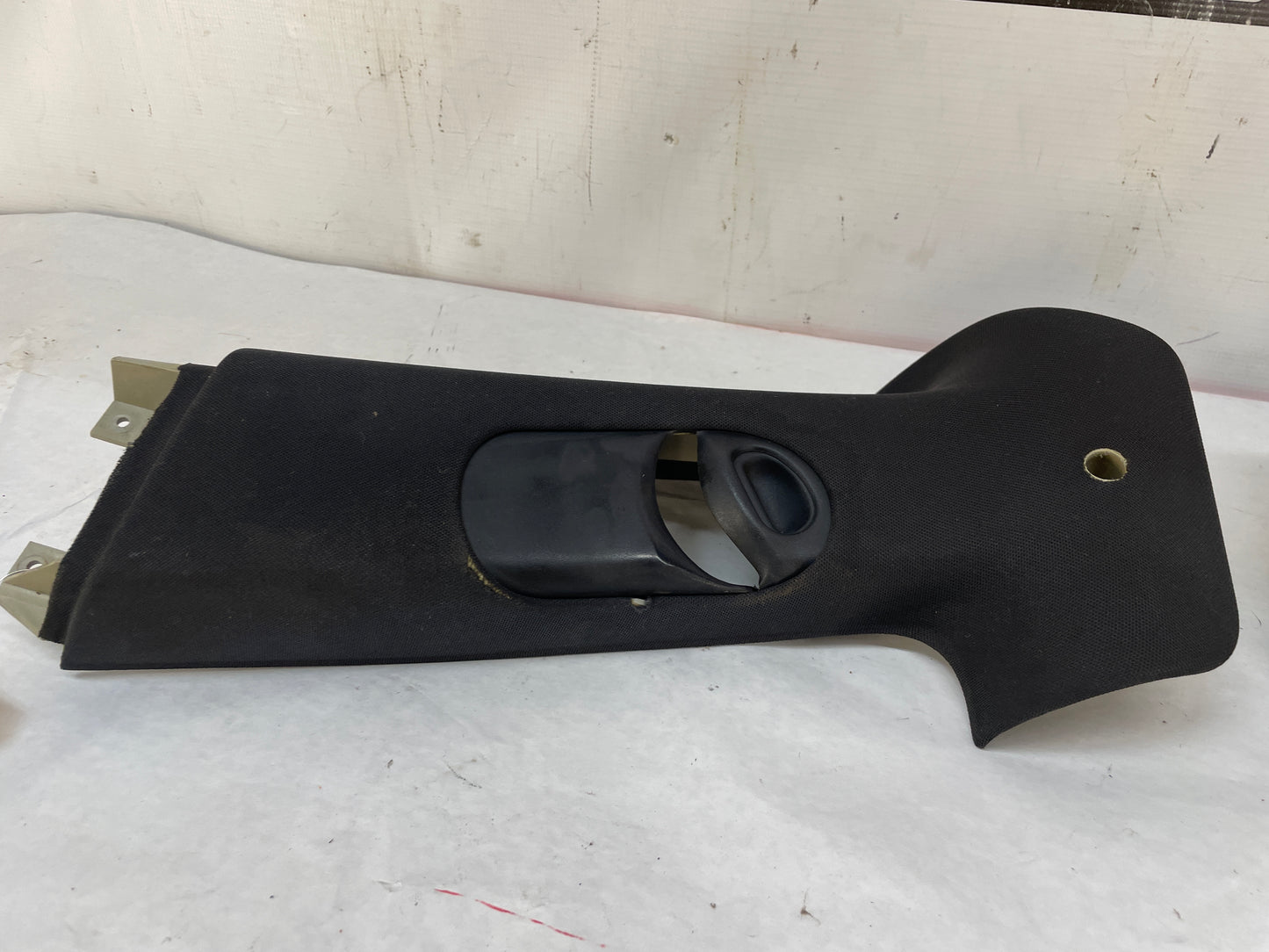 2005 Pontiac GTO RH & LH Interior B Pillar Seat Belt Trim OEM - Day's Parts Yard