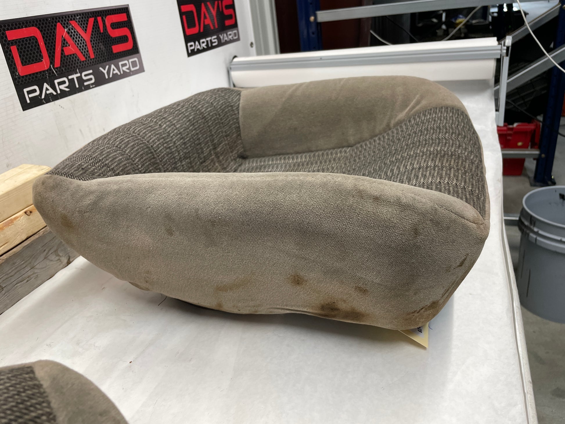 1998 Chevy Camaro Z28 Seats Fronts and Rears Tan Cloth OEM LOCAL PICK UP ONLY - Day's Parts Yard