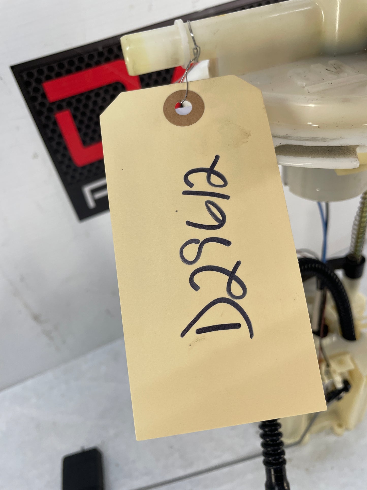 2005 Pontiac GTO Factory Fuel Pump Sending Unit OEM