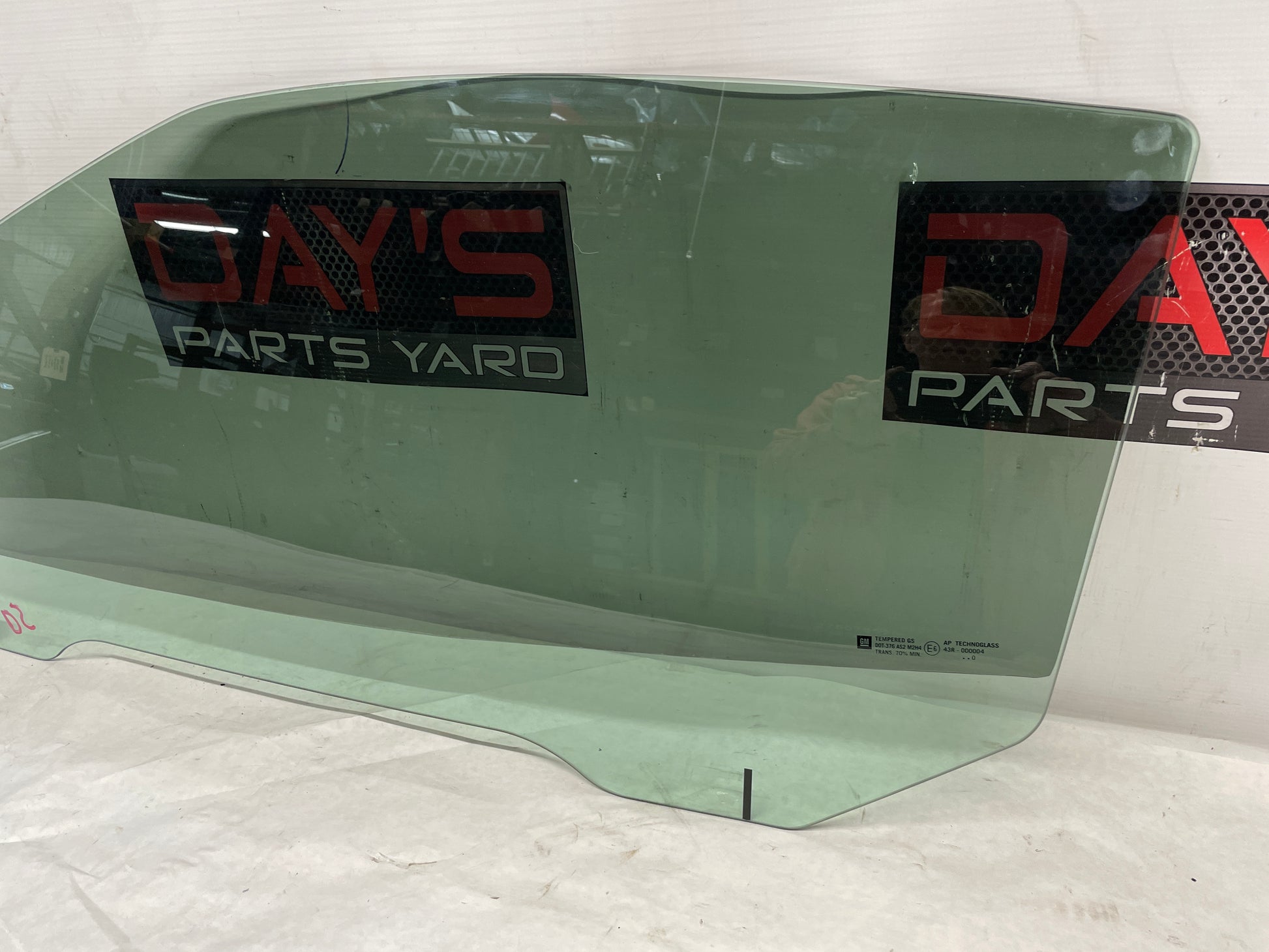 2011 Chevy C6 Corvette Grand Sport LH Driver Front Door Window Glass OEM - Day's Parts Yard